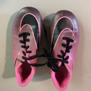 Nike Jr Bravata II FG Girl's Soccer Cleats Children Size US‎ 12 Pink